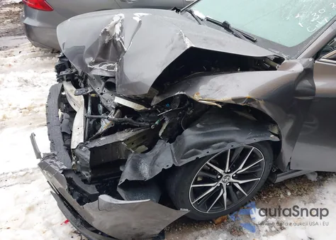 2021 Toyota Camry Se z USA, uszkodzony, nr VIN 4T1G11AK2MU586907